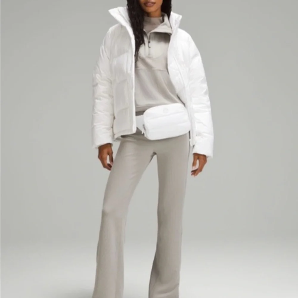 Unisex 💨 Lululemon Everywhere Belt Bag 💨2L Large 💨Wunder Puff💨 White💨 - Picture 5 of 14